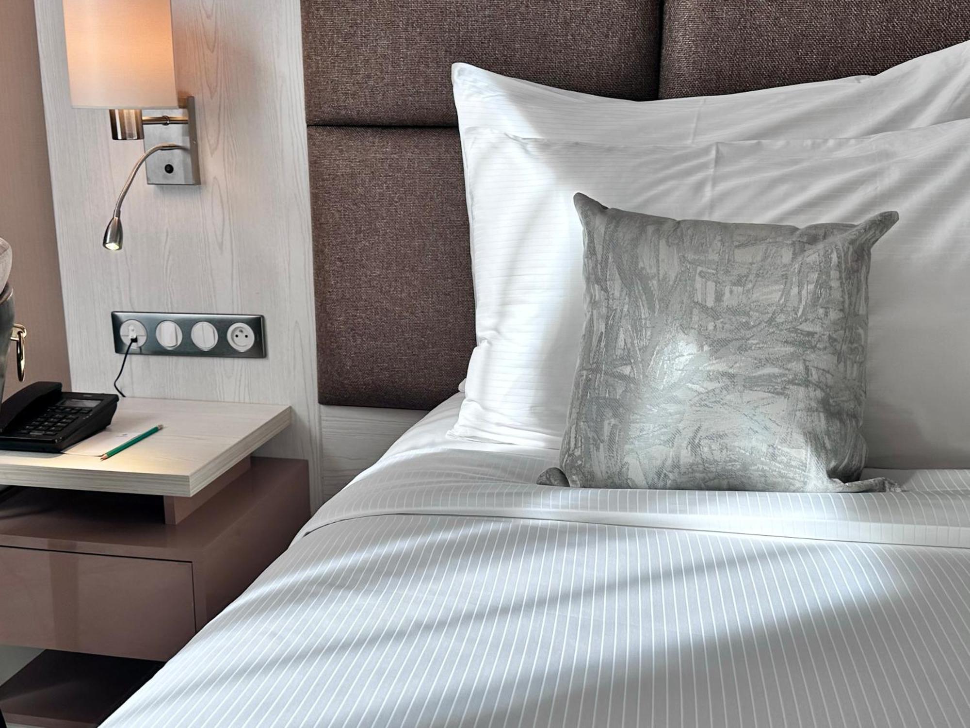 2H Hotel Oran Eksteriør bilde
